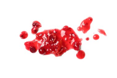 Beyaz arka planda yaban mersini sosu izole edilmiş.