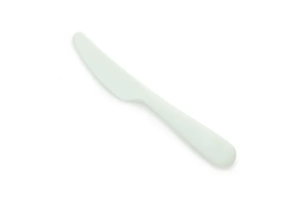 白い背景に隔離されたシングルプラスチックナイフ — ストック写真