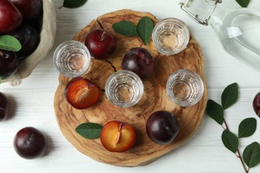 Erik votkalı alkol kavramı, üst manzara.