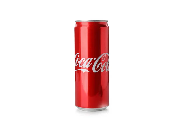 Odessa Ukraina September 2021 Coca Cola Kan Isolerad Vit Bakgrund — Stockfoto