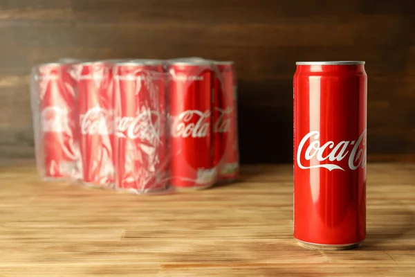 Odessa Ukraine September 2021 Coca Cola Can Pack Cans Wooden — Stock Photo, Image