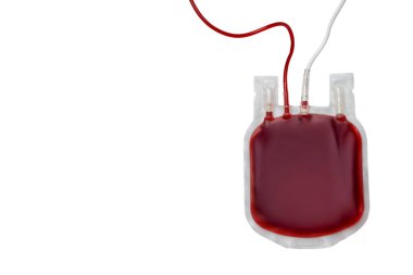 İçinde kırmızı kan bulunan tıbbi tüplü çanta, izole edilmiş, PNG