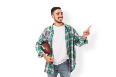 Futbol oynayan bir adam coşku ve neşe gösteriyor, izole, PNG