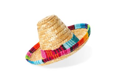 Parlak renklere sahip bir sombrero şapkası izole bir yüzeyde, PNG 'de oturur.