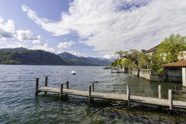 Köy Orta ve Island San Giulio Lake Orta, İtalya