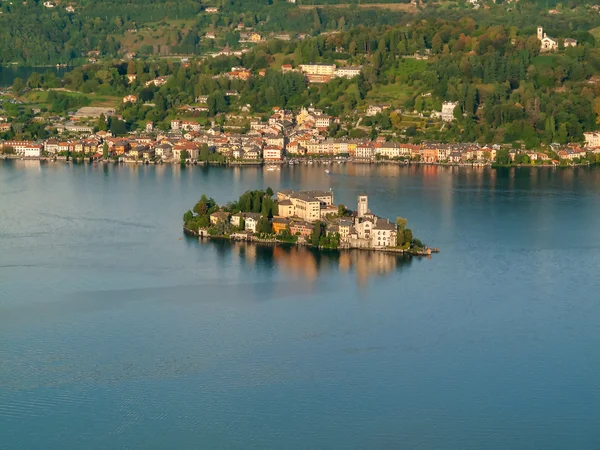 Jeziora Orta San Giulio wyspa, Piemontu, Włochy — Zdjęcie stockowe