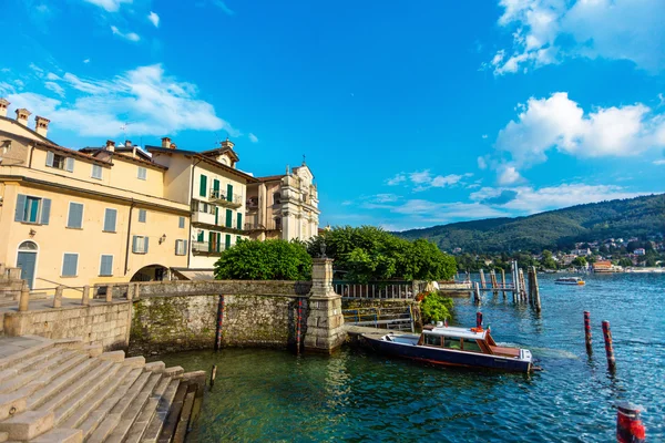 Ön Bella Maggiore sjön — Stockfoto