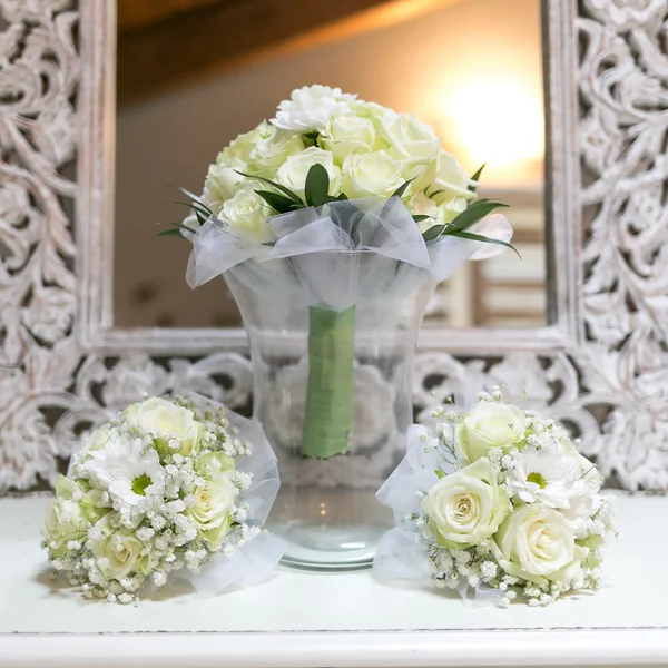 Bouquet nupcial isolado — Fotografia de Stock