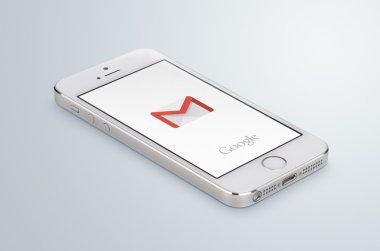 Google Gmail app logosu beyaz Apple iphone 5'ler ekranda