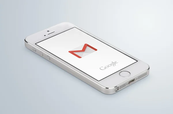 Google Gmail app logo op de witte Apple iphone 5s display — Stockfoto