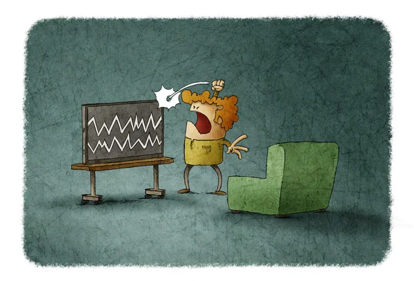 Zły człowiek uderza Tv w domu — Zdjęcie stockowe