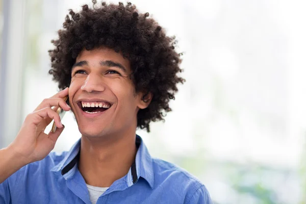 Afro american man with mobile phone — Stock Photo, Image