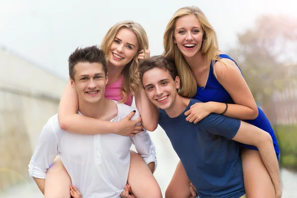 Group of teenage friends — Stock Photo, Image