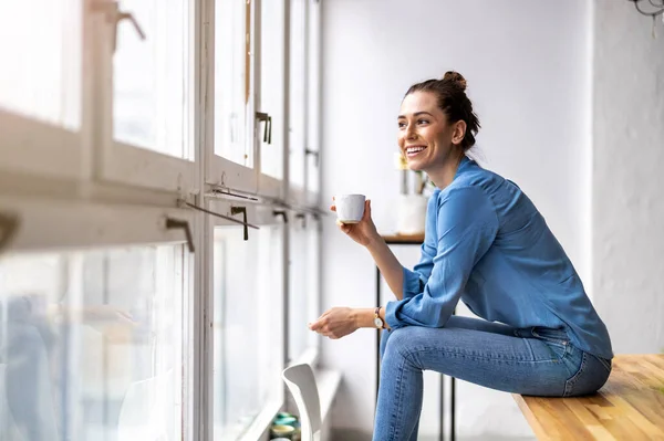 Portrait Smiling Creative Woman Modern Loft Space — Stock Photo, Image