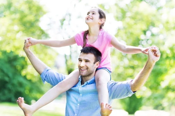 Happy father and daughter having fun — Stock Photo, Image