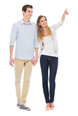 Gülümseyen genç çift