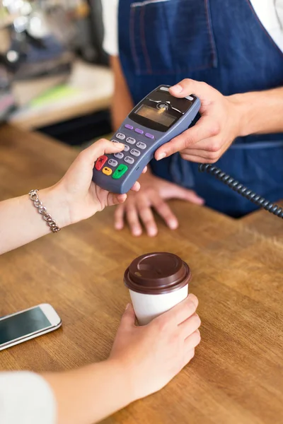 Credit card reader — Stock Photo, Image