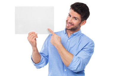 boş posteri ile genç adam