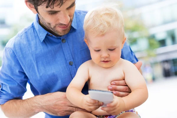 Padre y bebé — Foto de Stock