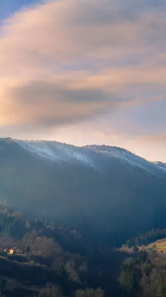 Пейзаж Мутайна Облака Над Горами — стоковое фото