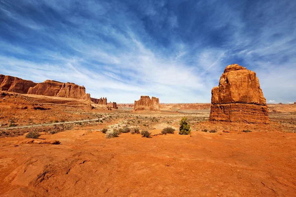 Vista panorâmica das formações rochosas no deserto do Utah — Fotografia de Stock