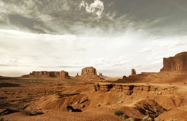 Monument valley táj egy szomorú nap — Stock Fotó