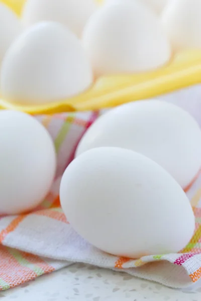 Huevos de pollo crudos — Foto de Stock