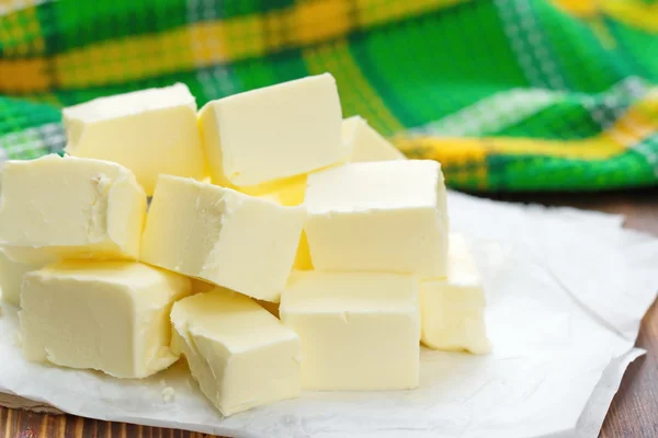 Mantequilla sobre la mesa —  Fotos de Stock