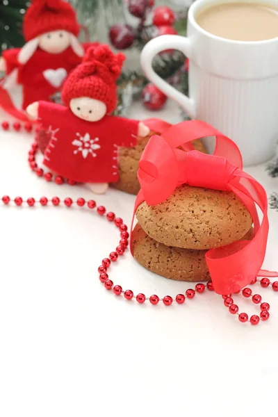 Café y galletas. Decoración de Navidad . — Foto de Stock