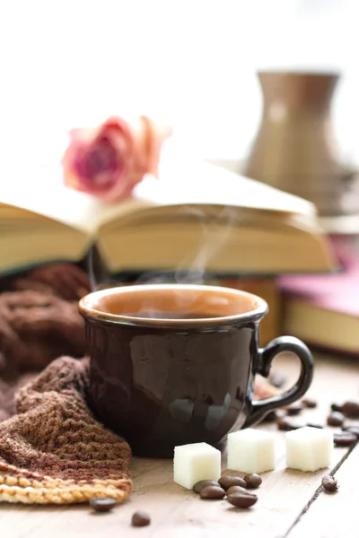 Cup of hot coffee in the morning — Stock Photo, Image