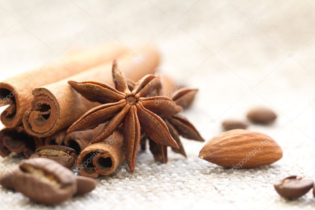Cinnamon, anise and nuts
