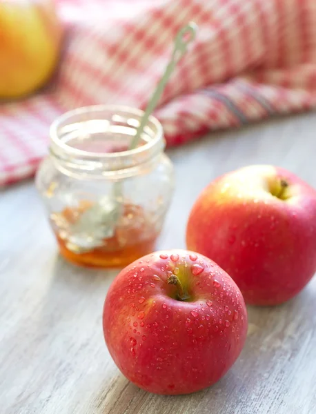 Pommes et confiture de pommes — Photo