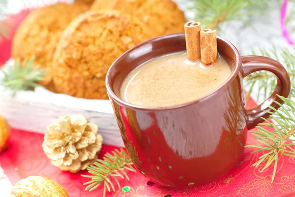 Kaffe och jul cookies — Stockfoto