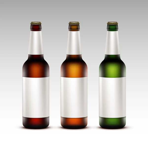 Beállítása a palack sötét sör fehér címkékkel Branding — Stock Vector