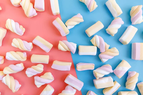 Πολύχρωμο Φόντο Marshmallows Χώρο Αντίγραφο Στο Πάνω Μέρος Κοντινό Πλάνο — Φωτογραφία Αρχείου