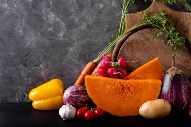 sonbahar sebzeleri ile natürmort