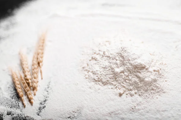 Pâtes Ingrédients Cuisson Pain Sur Une Table Cuisine Noire Vue — Photo