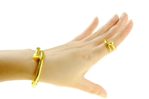 Gyönyörű Kezét Tett Egy Arany Karkötő Gyűrű Ékszerek Elszigetelt Fehér — Stock Fotó