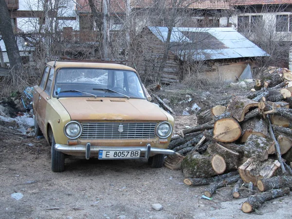 Садина Бульгария Ноября 2017 Года Старый Советский Автомобиль Ваз 2101 — стоковое фото