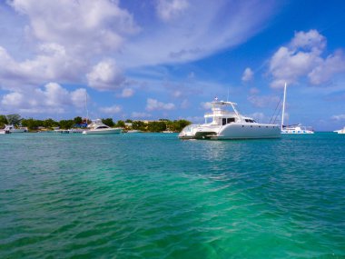 Bayahibe limanında Yatlar