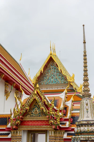 Ünlü Wat Pho
