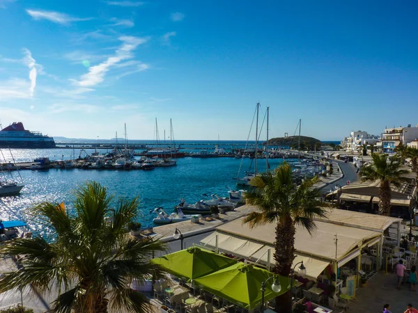 Hora view, la capital de la isla de Naxos — Foto de Stock