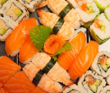 Rulo suşi ve california seti