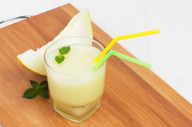 Nane ile lezzetli kavun güler yüzlü