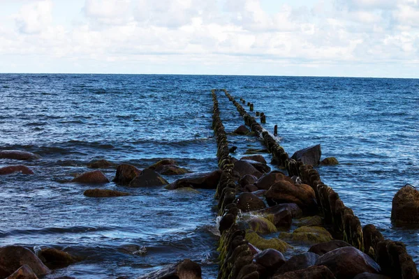 Quebra Mar Mar Báltico Barreira Para Ondas Feitas Madeira Mar — Fotografia de Stock