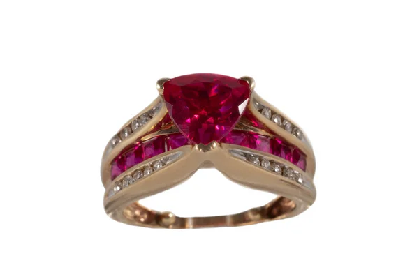 Gul Guld Ring Med Rubiner Och Diamanter Isolerad Vit Bakgrund — Stockfoto