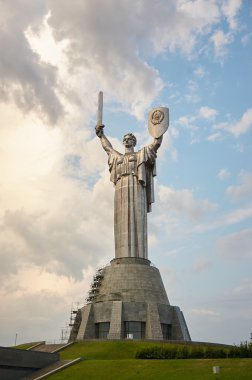 Mortherland anıt Kiev