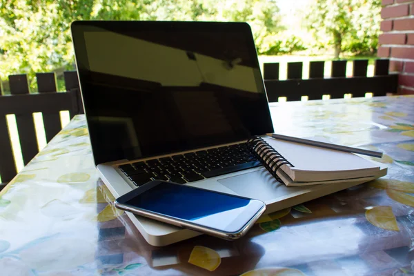 Working in the nature — Stock Photo, Image