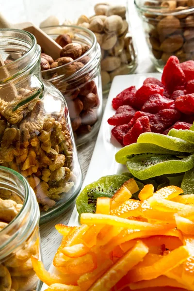 Seleção de frutos secos — Fotografia de Stock