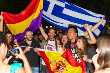 Referandum sonuçları sonra Yunanistan kutlamaları